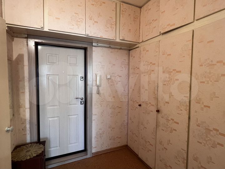 1-к. квартира, 42 м², 2/5 эт.