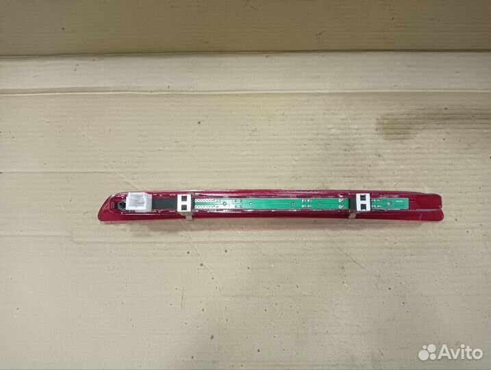 Дополнительный стоп-сигнал Nissan Qashqai