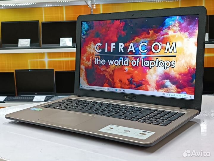 Ноутбук Asus 15.6