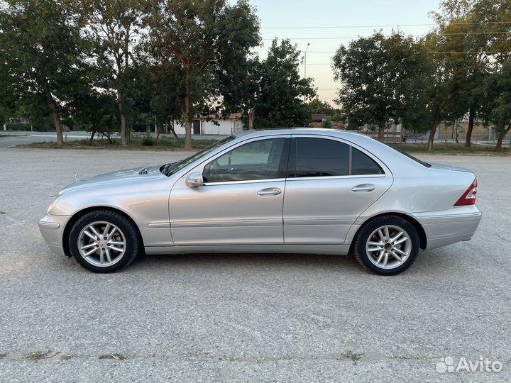 Mercedes-Benz C-класс 2.0 AT, 2002, 380 000 км