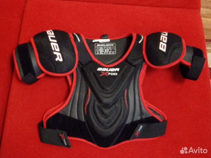 Нагрудник хоккейный bauer vapor