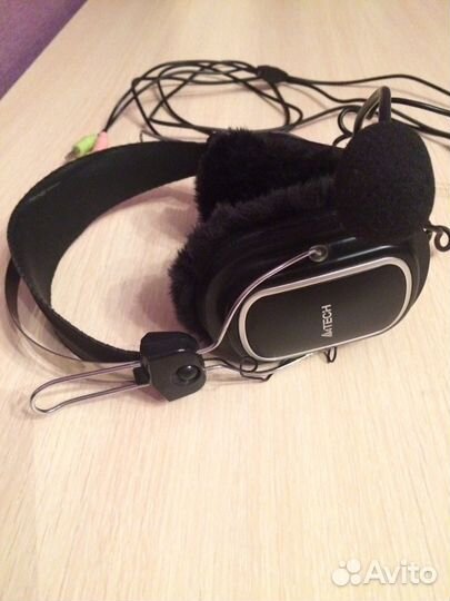 Гарнитура наушники с микрофоном