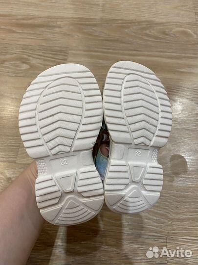 Сандалии для девочки 22 размер