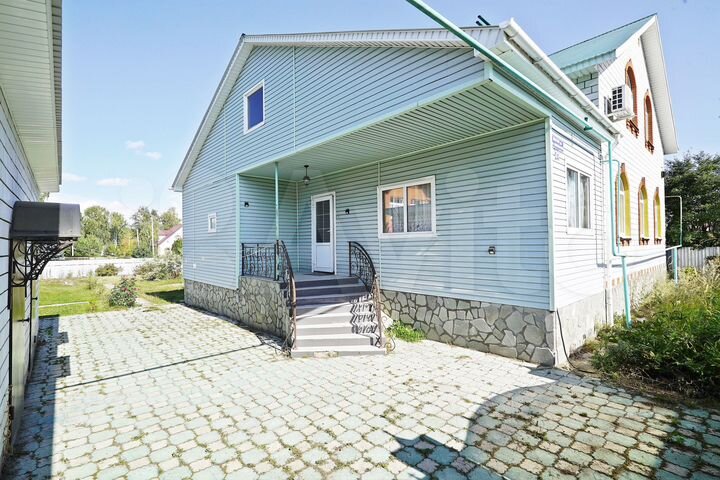 Дом 236 м² на участке 10 сот.