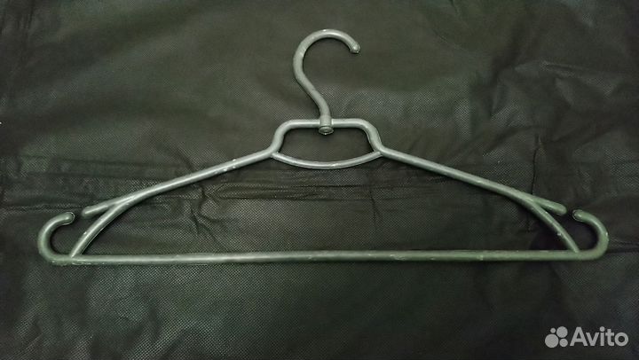 Продам вешалки