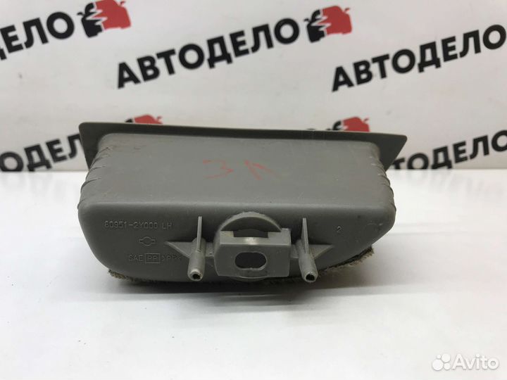 Ручка обшивки двери з/л Nissan Maxima A33 2000 г.в