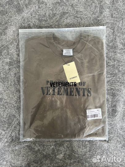 Футболка Property Of Vetements