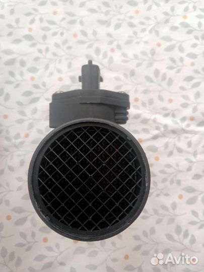 Датчик массового расхода воздуха на BMW 3