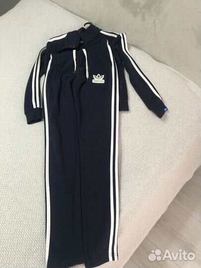 Костюм спортивный оригинал Адидас женский
