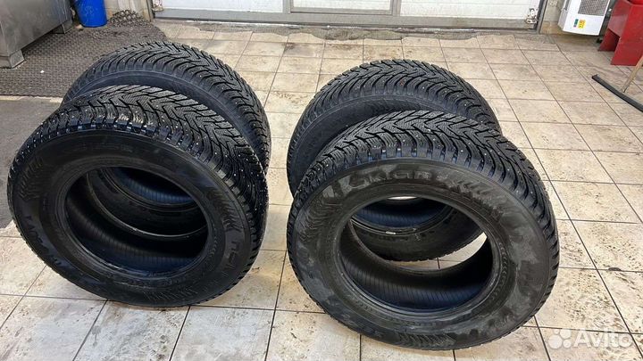 Nokian Tyres Hakkapeliitta 8 SUV 265/65 R17