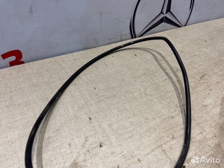 Датчик ABS задний Mercedes C180 C204 271.820 2012