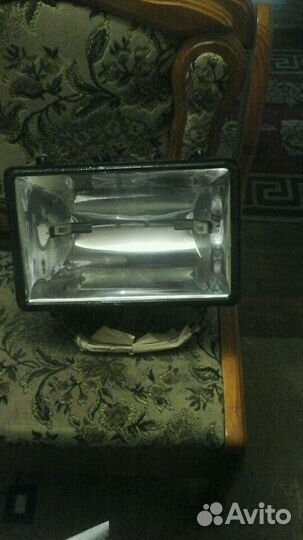 Прожектор новый 1500 Вт