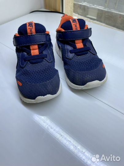 Кроссовки nike 24р