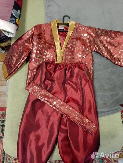 Костюм карнавальный