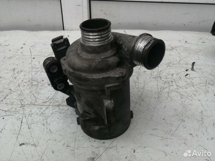 Электро помпа BMW 5-series F10 N52