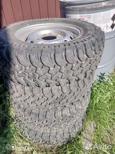 Грязевые колеса на ниву r15