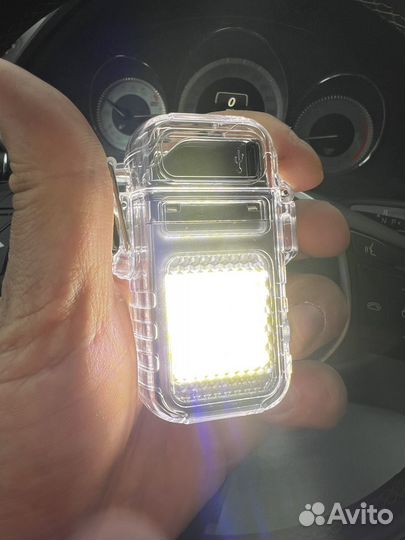 Крутая зажигалка с часами и фонарем