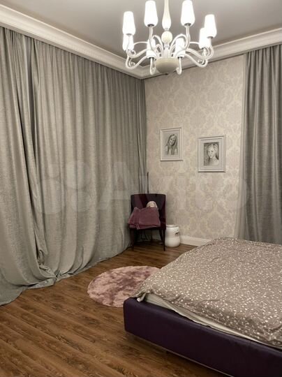 Коттедж 800 м² на участке 16 сот.