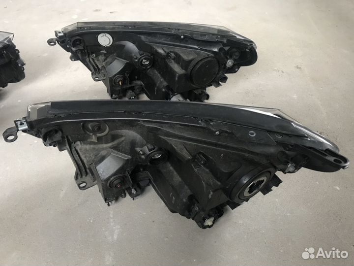 Toyota rav 4 фары передние в ассортименте оригинал