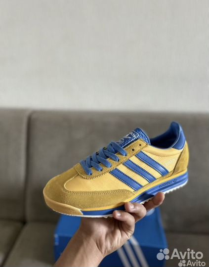 Кроссовки Adidas SL72 yellow-blue