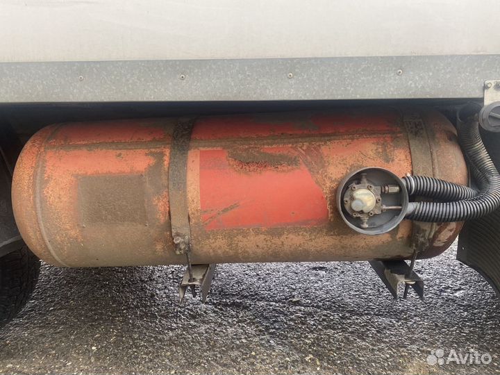 Газовый баллон на газель