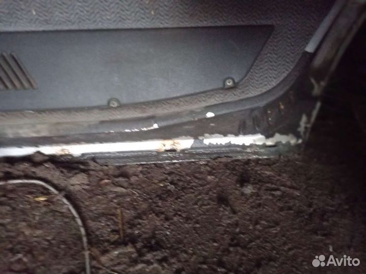 Дверь задняя