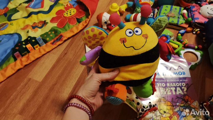 Развивающие игрушки с рождения пакетом