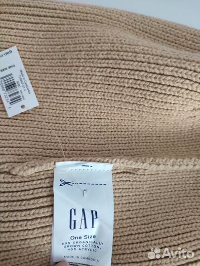 Шапка женская GAP