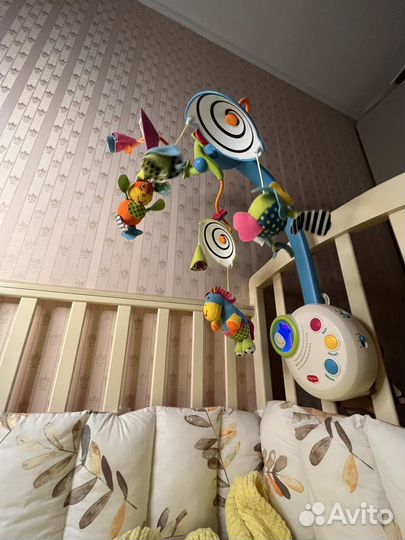 Мобиль в кроватку музыкальный
