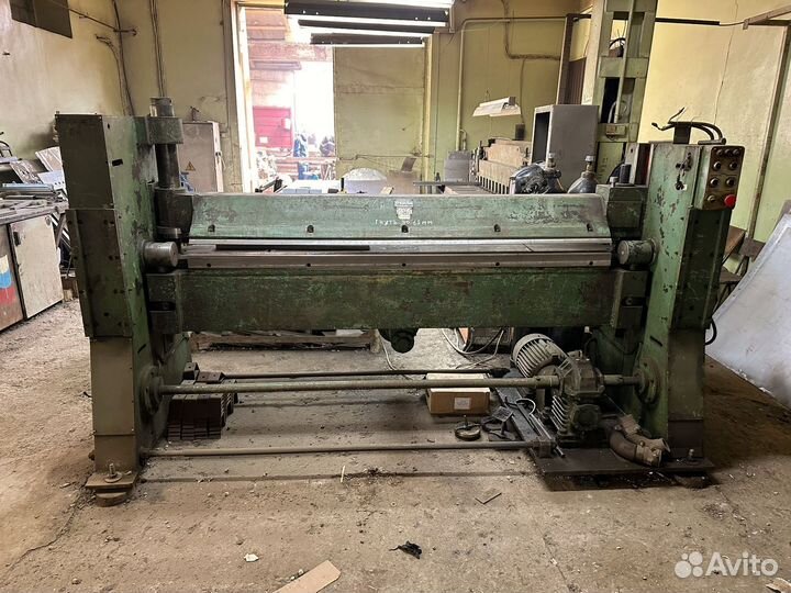 Листогибочный станок б/у