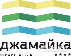 Официанты шведской линии с питанием и проживанием