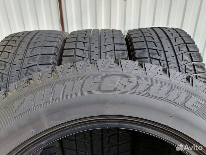 Bridgestone Blizzak RFT 255/55 R18