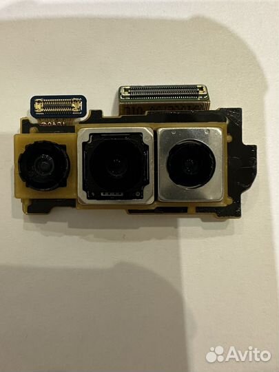 Основные камеры Samsung S10