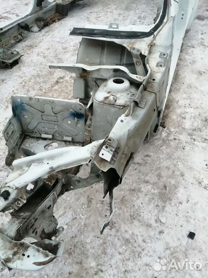 Стойка кузова передняя Nissan Almera G15