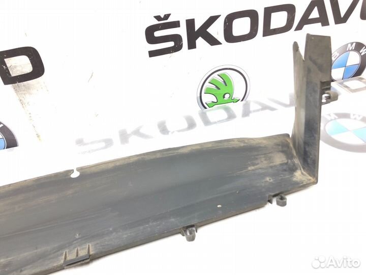 Дефлектор радиатора нижний Skoda Octavia A7 (5E)