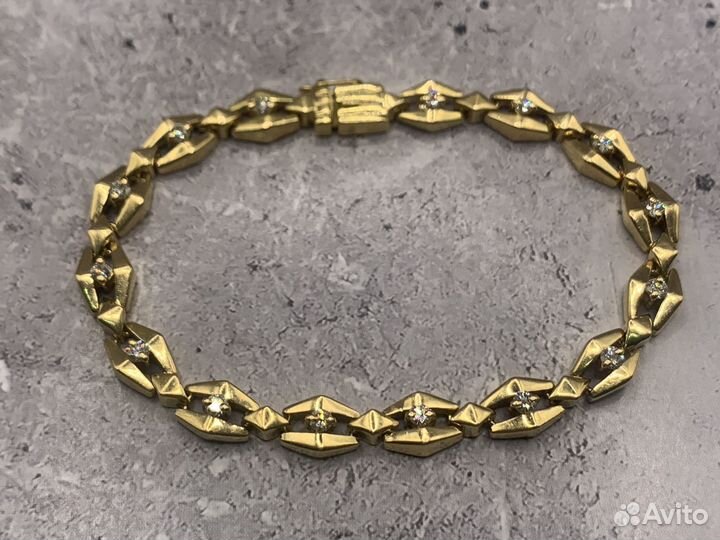 Золотой браслет с бриллиантами