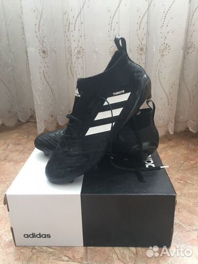Продам бутсы Adidas X17+