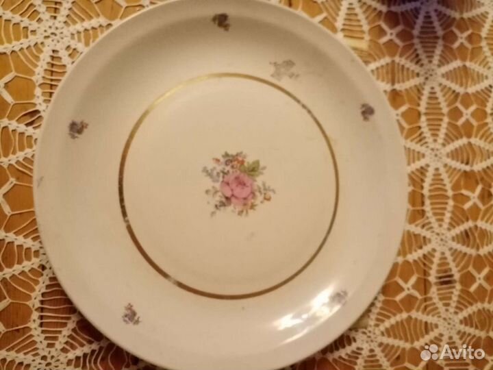 Большая фарфоровая тарелка 35, 5 см завода Чайка