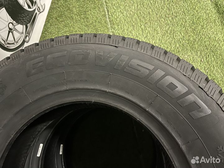 Ovation EcoVision W-686 215/60 R16 99H