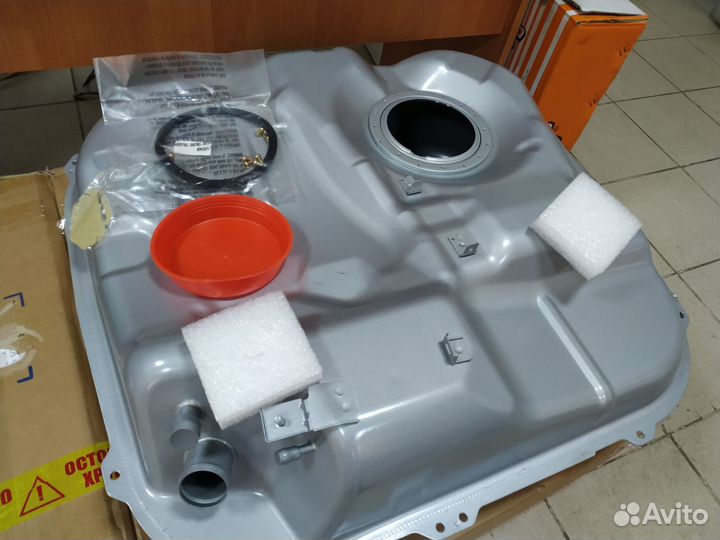 Топливный бак новый для всех авто