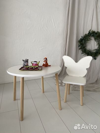 Столик и стульчик для детей
