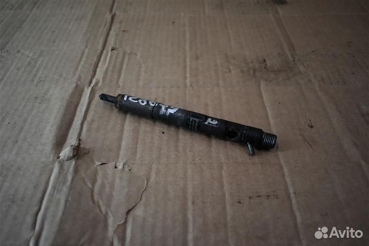 Форсунка топливная Kia Carnival J3 2.9 disel 1998