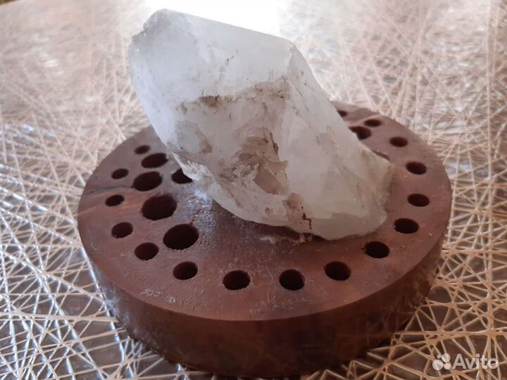 Сувенир из горного хрусталя