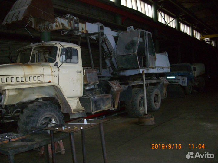 Колёсный экскаватор Кохановский ЭЗ ЭО-3533, 1997