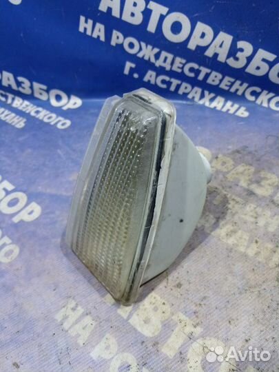 Левый поворотник Ваз Лада 21099 седан 2111 2006
