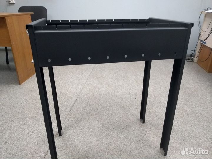 Мангал со съемными ножками