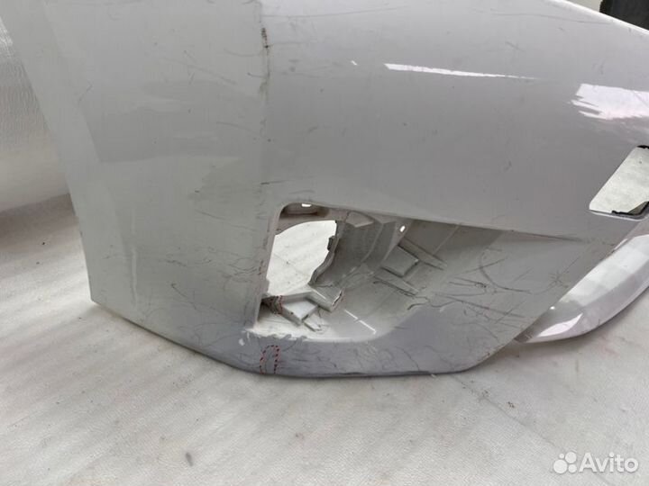 Бампер передний Toyota Corolla Е180 2013-2016
