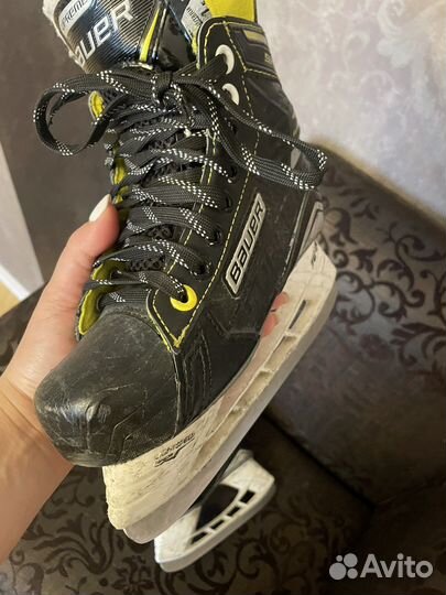 Хоккейные коньки bauer