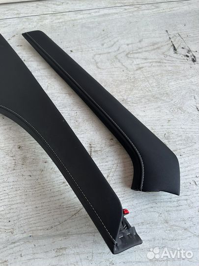 Lexus RX4 Накладка подлокотника