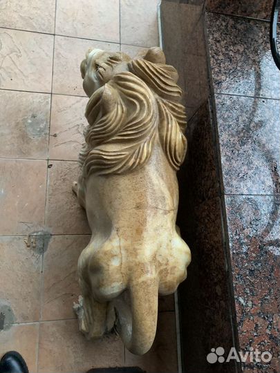 Лев мрамор скульптура